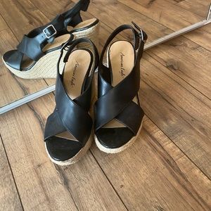 American Eagle wedge heels